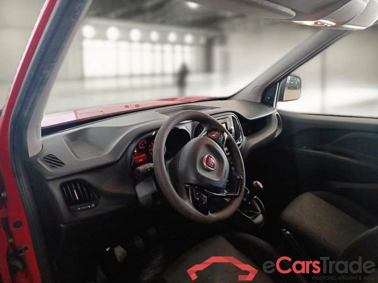 FIAT DOBLÒ CARGO / 2014 / 4P / VETT. FURGONATA CH1 LOUNGE 1.6 MJET 105CV E6D SeS #3