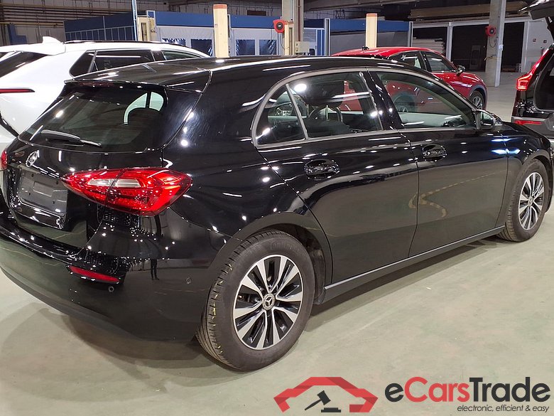 MERCEDES-BENZ CLASS A (W177) A 180 Business Solution #4