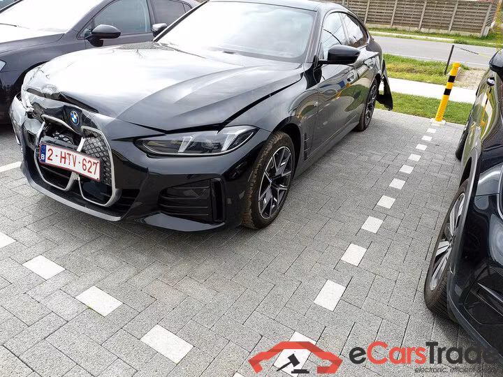 BMW i4 Gran Coupe eDrive40 M-Sport Aut. LED LC-Pro Navi-Pro 1/2 Sport-Leather KeylessGo Klima PDC ...