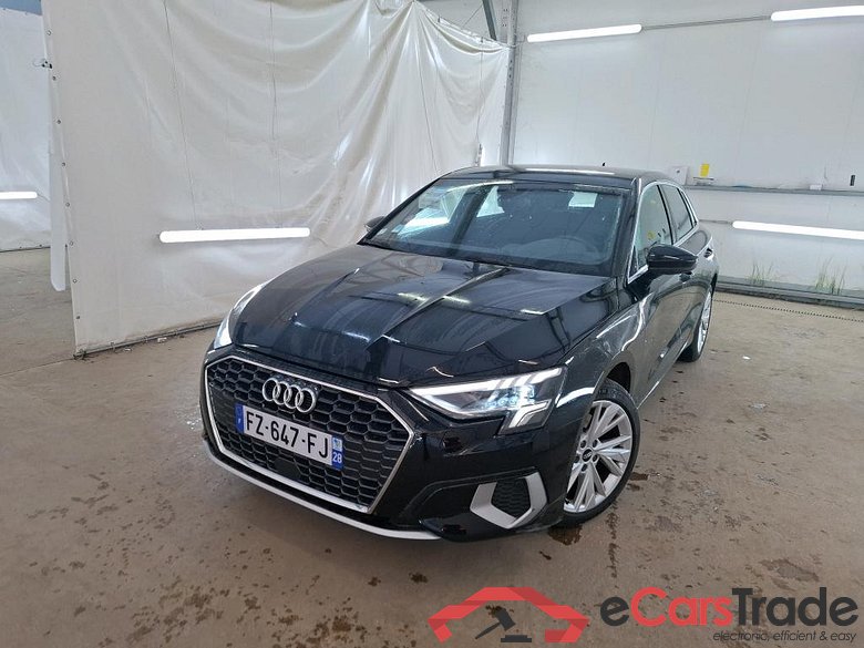 AUDI A3 Sportback / 2020 / 5P / Berline 35 TFSI 150 MHEV S Tronic Design Luxe #1