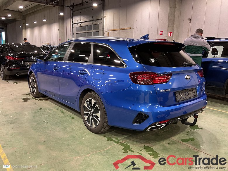 KIA Cee'd 1.6 GDI PHEV BUSINESS LINE DCT #3