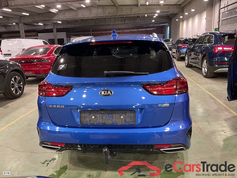 KIA Cee'd 1.6 GDI PHEV BUSINESS LINE DCT #5