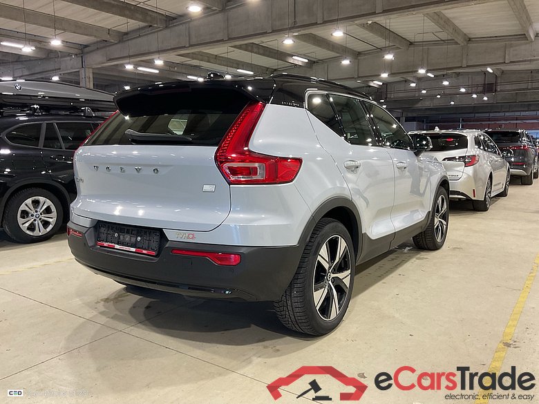 VOLVO XC40 78 kWh P8 AWD Recharge R-Design #4