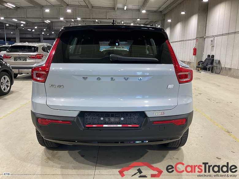 VOLVO XC40 78 kWh P8 AWD Recharge R-Design #5