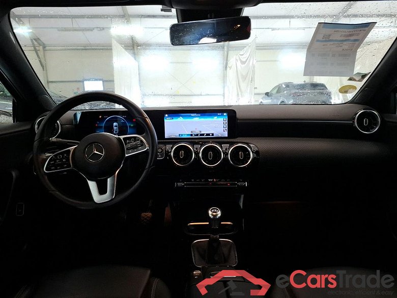 MERCEDES-BENZ Classe A Berline / 2018 / 4P / Berline A 180 d Business Line #5