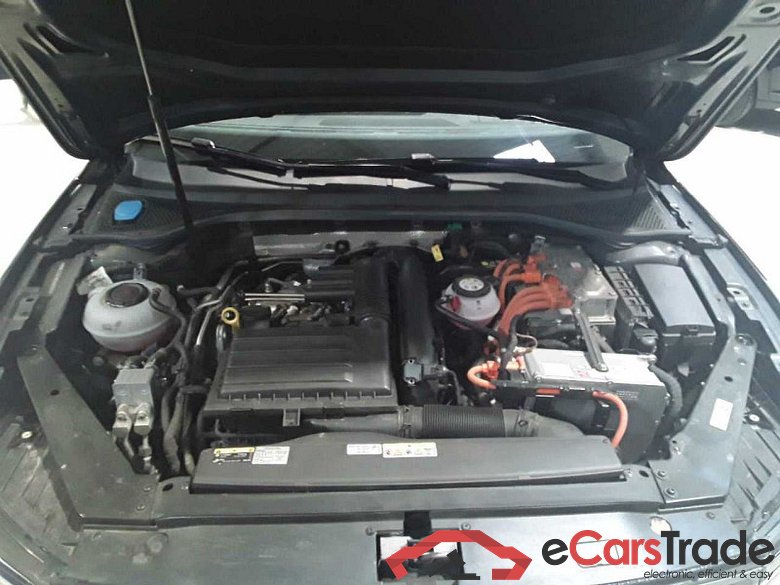 Volkswagen Passat Variant (CB5)(03.2019->2024) DE - Kb5 1.4 TSI Plug-In Hybrid EU6d, GTE OPF (EURO 6d), (Facelift) 2019 - 2023 #6