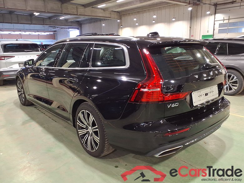 VOLVO V60 - 2018 2.0 T6 AWD PHEV Inscription Expression #2