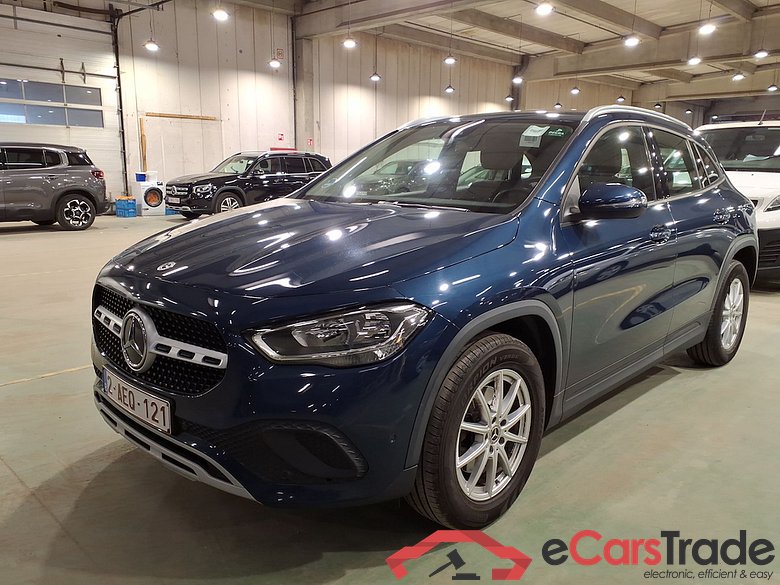 MERCEDES-BENZ GLA - Klasse 2.0 GLA 200 D DCT BUSINESS SOLUTION