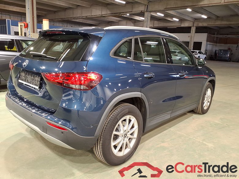 MERCEDES-BENZ GLA - Klasse 2.0 GLA 200 D DCT BUSINESS SOLUTION #4