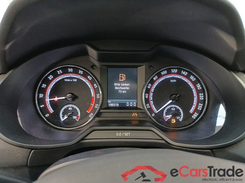 SKODA OCTAVIA COMBI 2.0 CR TDi 184 4x4 RS DSG 5d #6