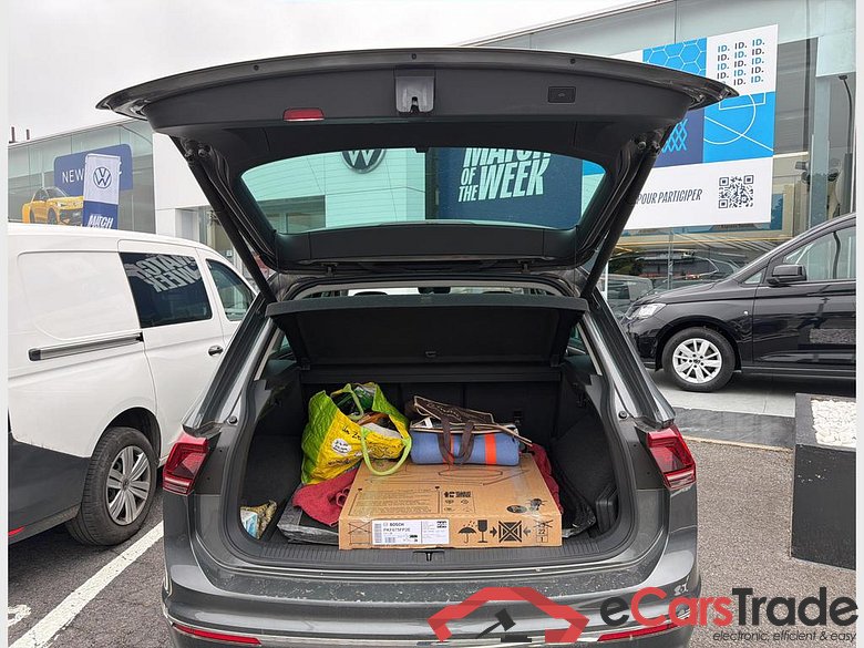 VOLKSWAGEN Tiguan Highline 2.0 TDI SCR 110 kW (150 ch) 7 vitesses DSG #3