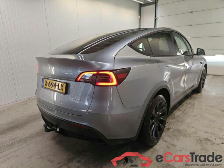 Tesla Model Y Long Range AWD 75kWh #2