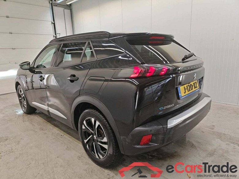 PEUGEOT e-2008 EV Allure 50 kWh #4