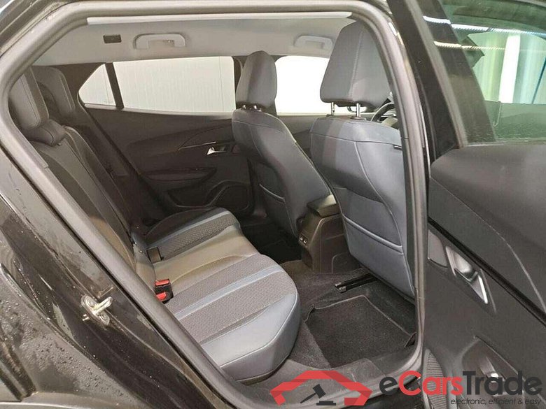 PEUGEOT e-2008 EV Allure 50 kWh #6