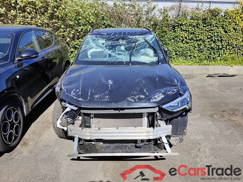 Audi Q3 45 TFSI e S tronic S Line 5d !!! Damaged car !!!! VERKOOP met enkel IB II  !!!! VERKoop met enkel IB II !!!!!! #5