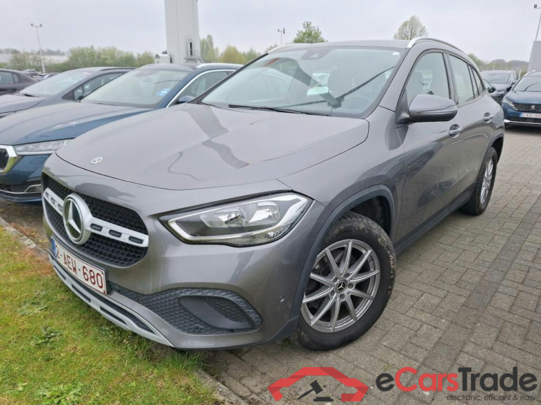 MERCEDES-BENZ GLA - Klasse 2.0 GLA 200 D DCT BUSINESS SOLUTION #1