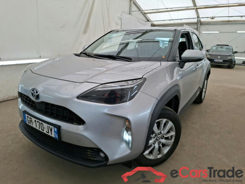 TOYOTA Yaris Cross Hybride / 2021 / 5P / SUV 1.5 HYBRID 116H DYNAMIC BUSINESS BEY AWD