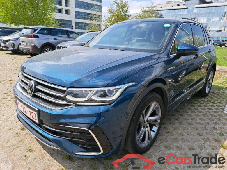 Volkswagen Tiguan 1.5 TSI R-Line Aut. Pano LED-Matrix Head-Up Virtual ACC Navi 1/2 Sport-Leather KeylessGo Camera360 Klima PDC ... #1