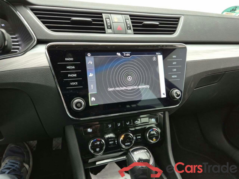SKODA Superb Combi 1.5 TSI Business Ed. DSG #6