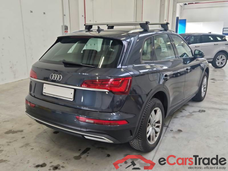 AUDI Q5 / 2020 / 5P / SUV 40 TDI BUSINESS QUATTRO S TRONIC #2
