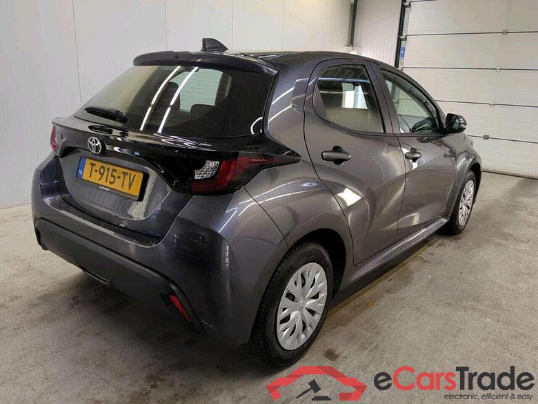 TOYOTA Yaris 1.5 VVT-i Active #2