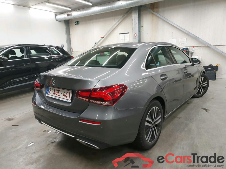 MERCEDES - MER A BERLINE 180 136PK Business Solution Luxury  * PETROL * #2