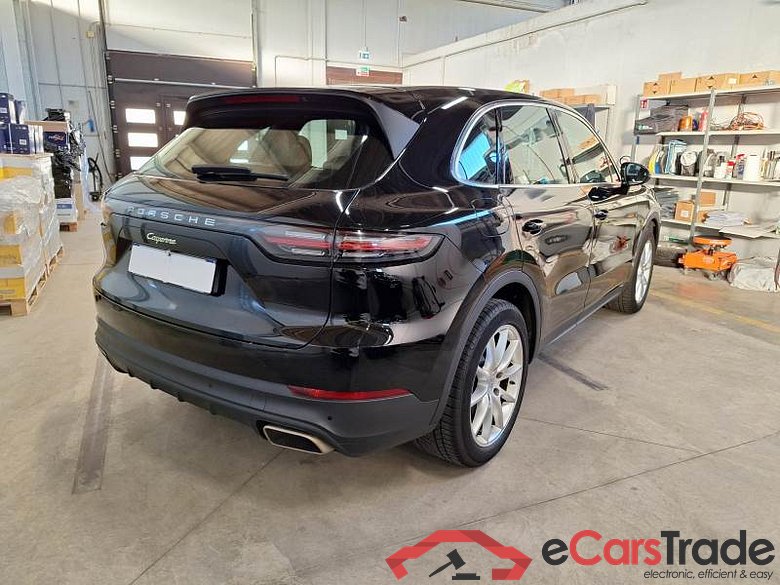 PORSCHE CAYENNE / 2017 / 5P / SUV 3.0 V6 E-HYBRID #2