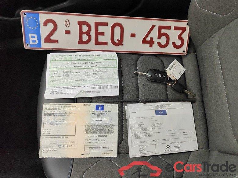 Citroën C4 1.5 BlueHDi 130 S&S EAT8 Feel 5d #4