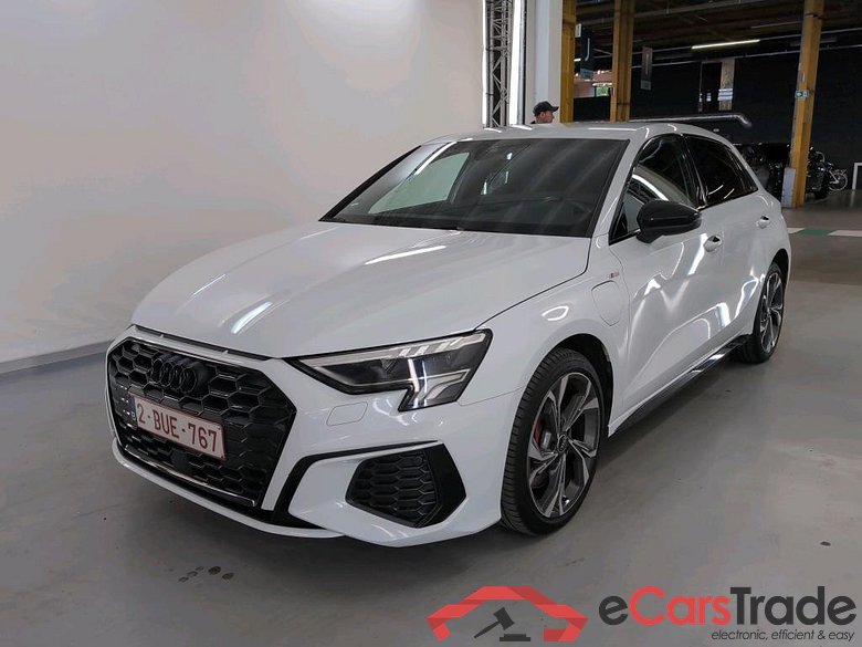 AUDI A3 SPORTBACK 1.4 45 TFSI E S TR. COMPETITION SPORTB.