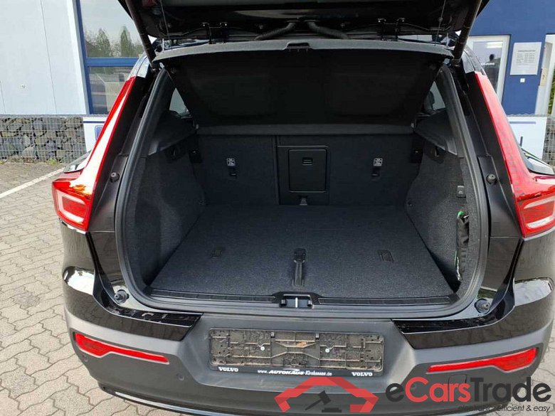 Volvo XC40 (2017->) DE - SUV5 B4 2WD EU6d, Plus Dark, (Facelift) 2022 - 2024 #5