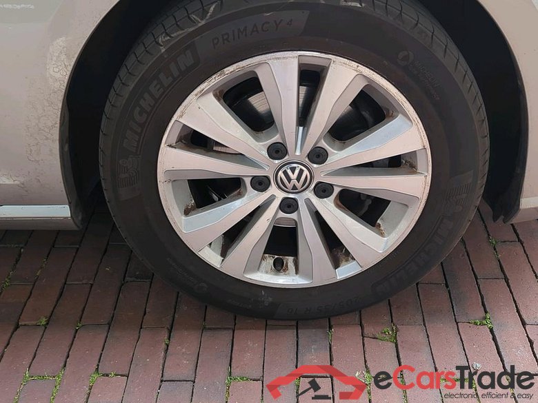 VOLKSWAGEN GOLF 85 kW #6