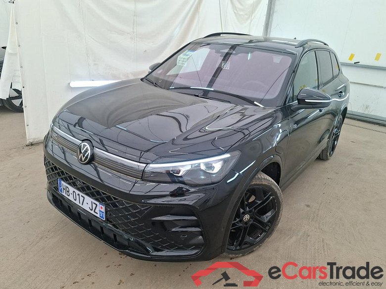 VOLKSWAGEN Tiguan / 2023 / 5P / SUV 1.5 EHYBRID 272 DSG6 R-LINE EXCLUSIVE(SP)