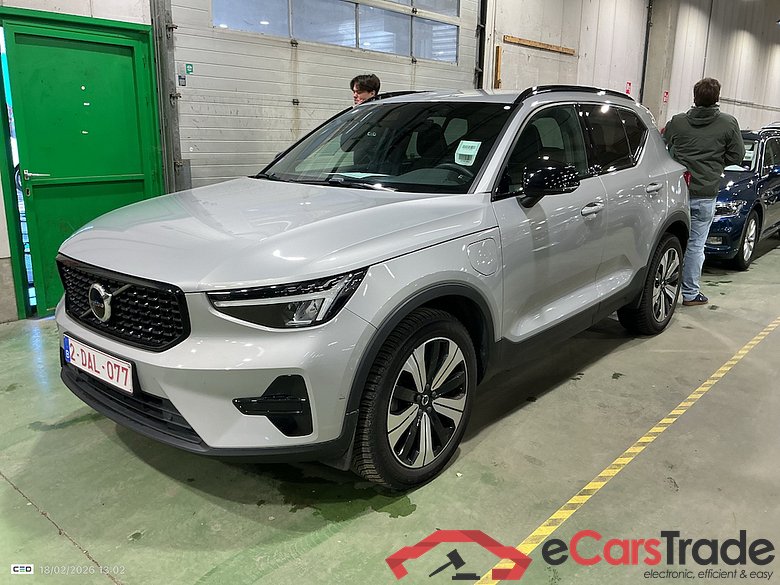 VOLVO XC40 1.5 T4 PHEV PLUS DARK DESIGN DCT