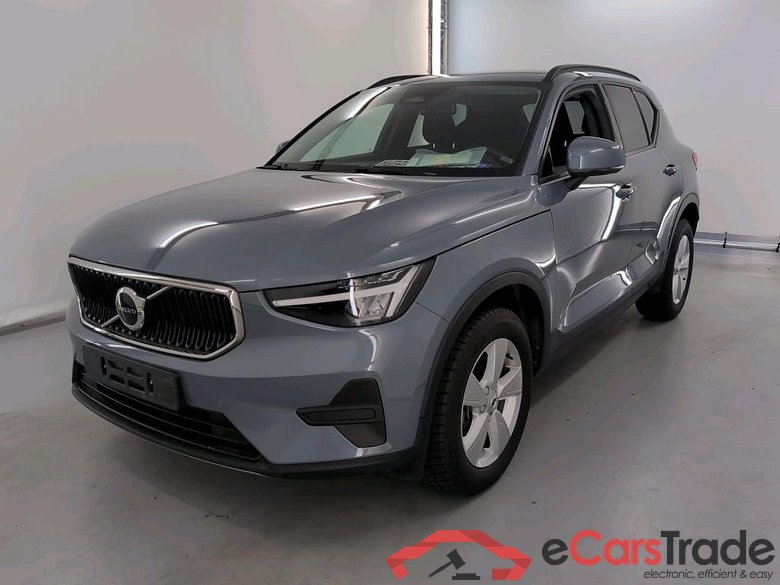 VOLVO XC40 2.0 B3 MHEV ESSENTIAL DCT