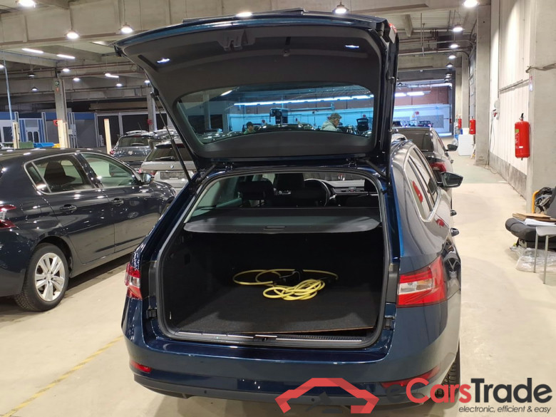 SKODA SUPERB COMBI 1.4 TSI PHEV 160KW DSG6 CLEVER #3