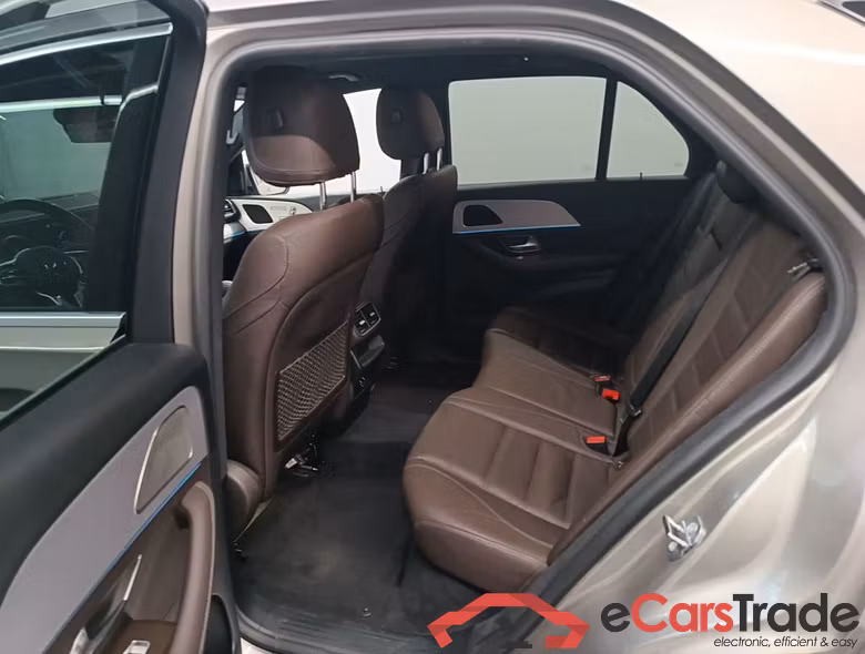 Mercedes-Benz GLE GLE 350 de 4MATIC Business Solution 5d #3