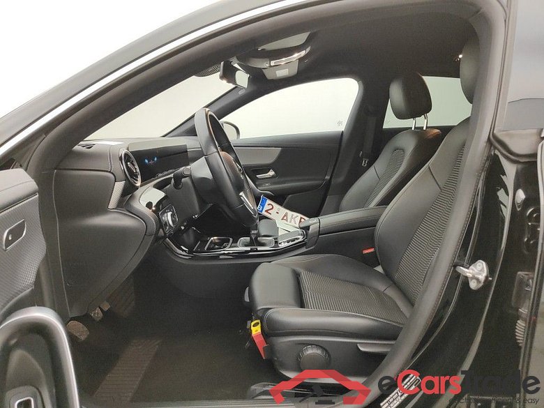 Mercedes-Benz CLA Shooting Brake CLA 180 d 5d #3