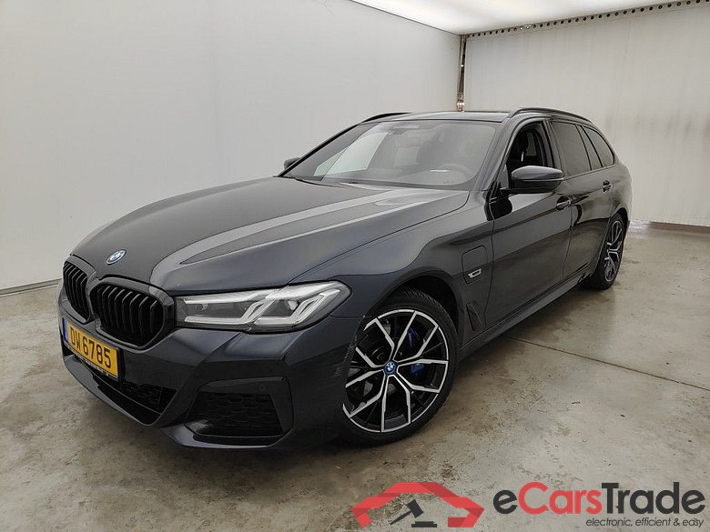 BMW 5 TOURING - 2020 530eXAS 184hp PHEV 5d