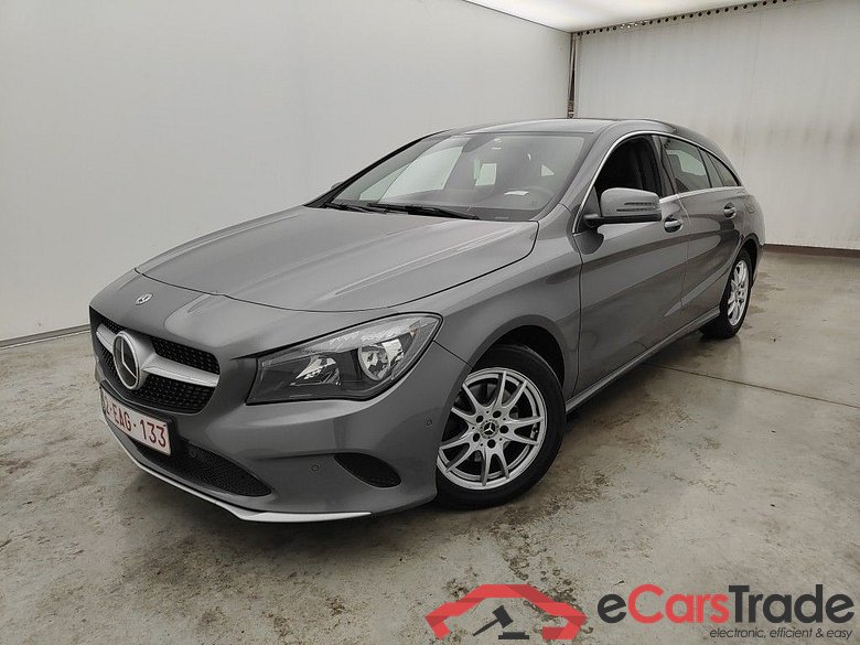Mercedes-Benz CLA Shooting Brake CLA 180 DCT 5d
