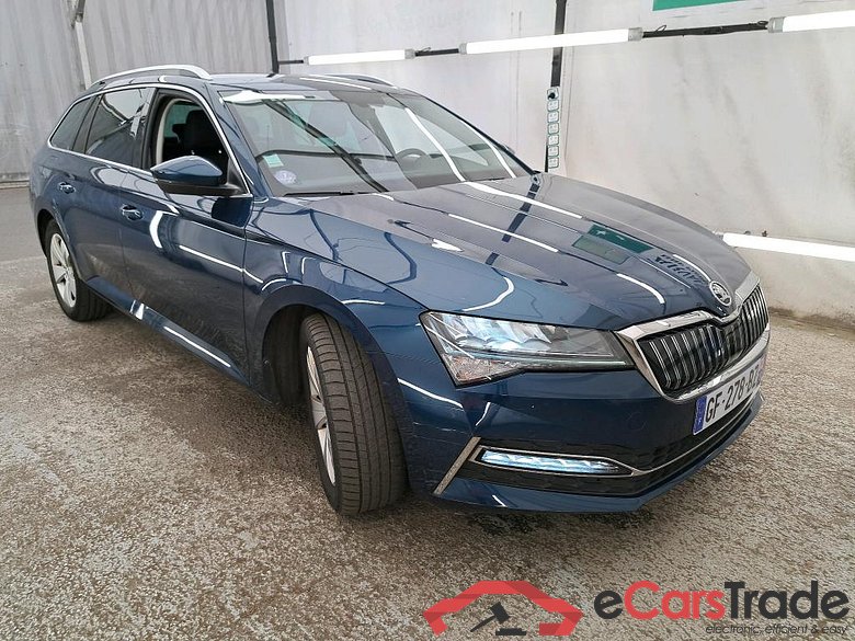 SKODA Superb Combi / 2019 / 5P / Break 1.4 TSI PHEV 218ch DSG6 Business #4
