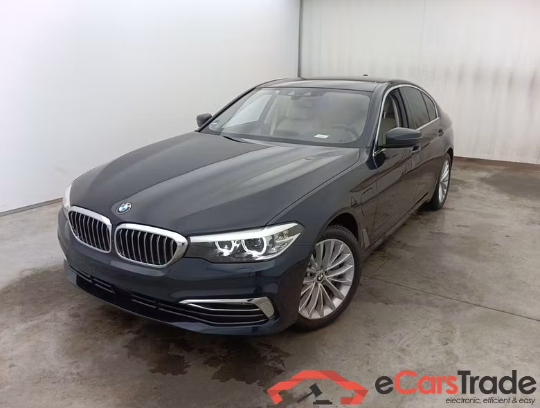BMW 530e xDrive 184 iPerformance Plug-In Hybrid OPF 4d