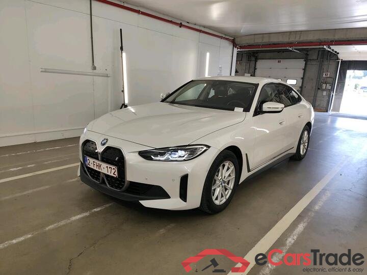 BMW i4 i4 eDrive40 250kW/340pk  5D/P Auto-1 - WLTP onvolledig