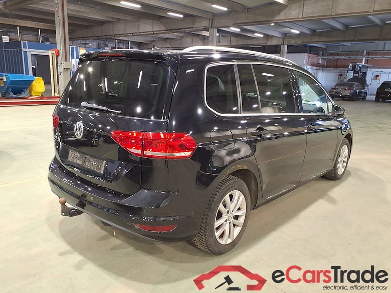 VOLKSWAGEN TOURAN DIESEL - 2015 1.6 TDi SCR Highline DSG (EU6.2) STOCK #4