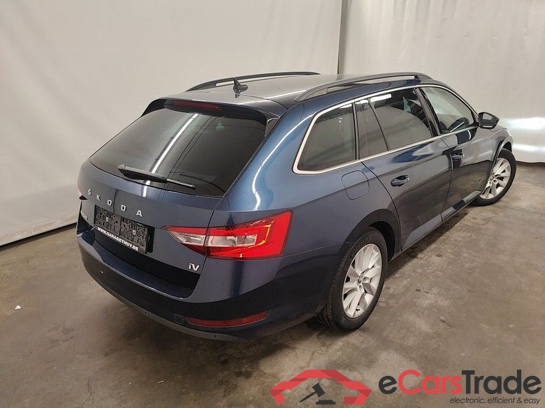 Skoda Superb Combi 1.4 TSI iV 160kW DSG6 Ambition 5d #2