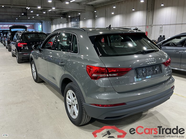 AUDI Q3 1.4 45 TFSI E S TRONIC #3