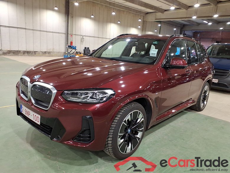 BMW IX3 80KWH AUTO