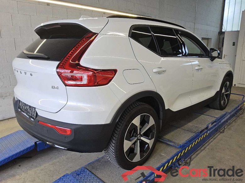 Volvo XC40 (2017->) DE - SUV5 B4 2WD EU6d, Plus Dark, (Facelift) 2022 - 2024 #3