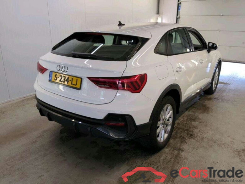 AUDI Q3 Sportback 45 TFSI e Adv Edit. #2