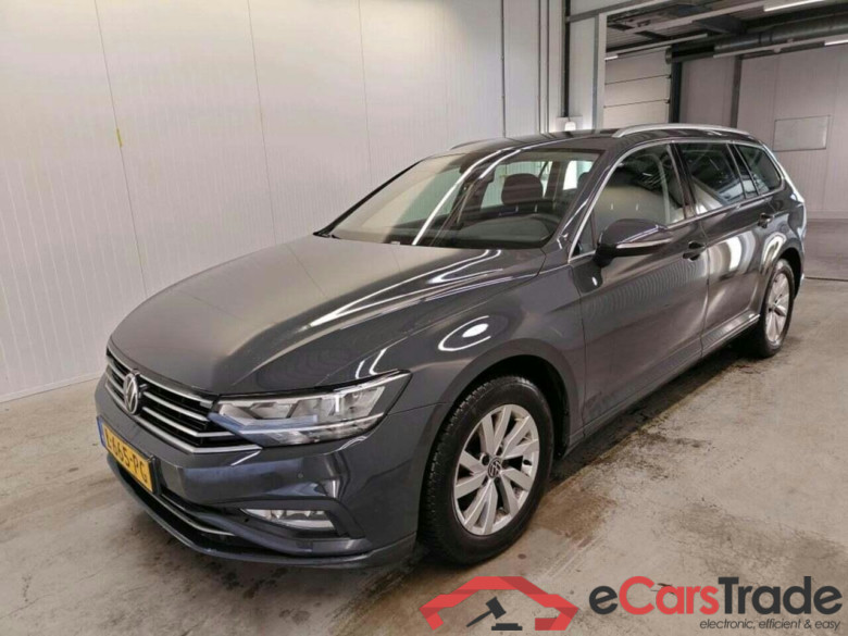 VOLKSWAGEN Passat Variant 1.5 TSI Business #1