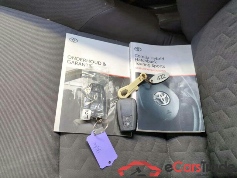 TOYOTA Corolla Touring Sports 1.8 Hybrid Business #4
